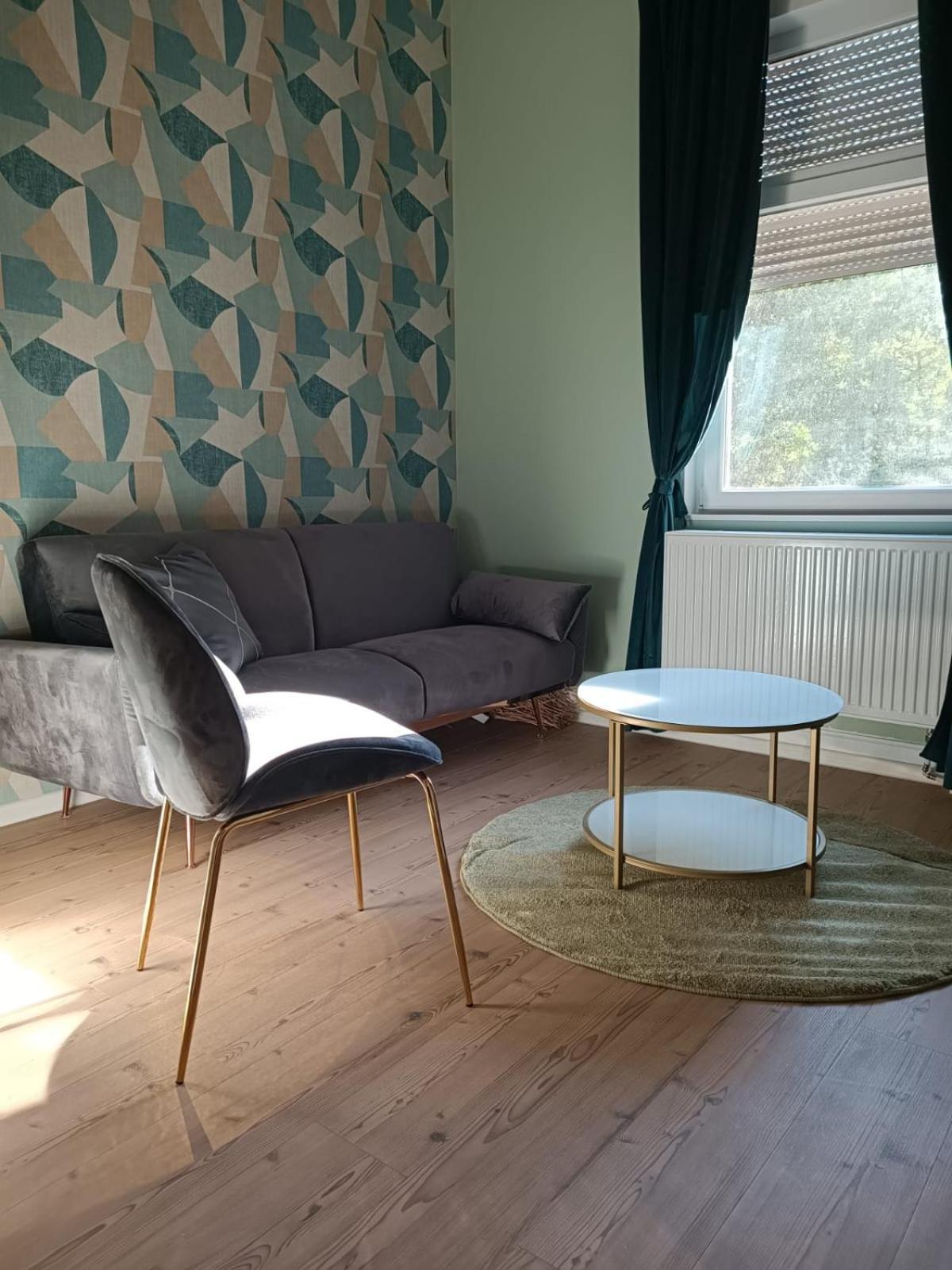 Apartamento Ressel Mansion Bitterfeld-Wolfen Exterior foto